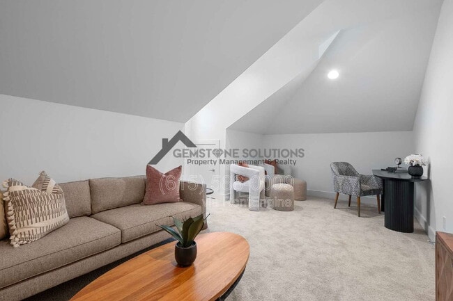 Building Photo - 505C Lovell St