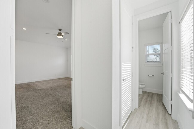 Building Photo - 13744 Rising Sun Ln