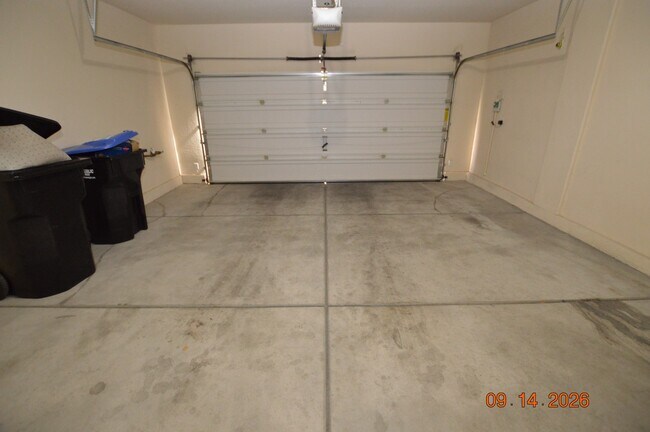 Building Photo - 340 Hillhead Ct
