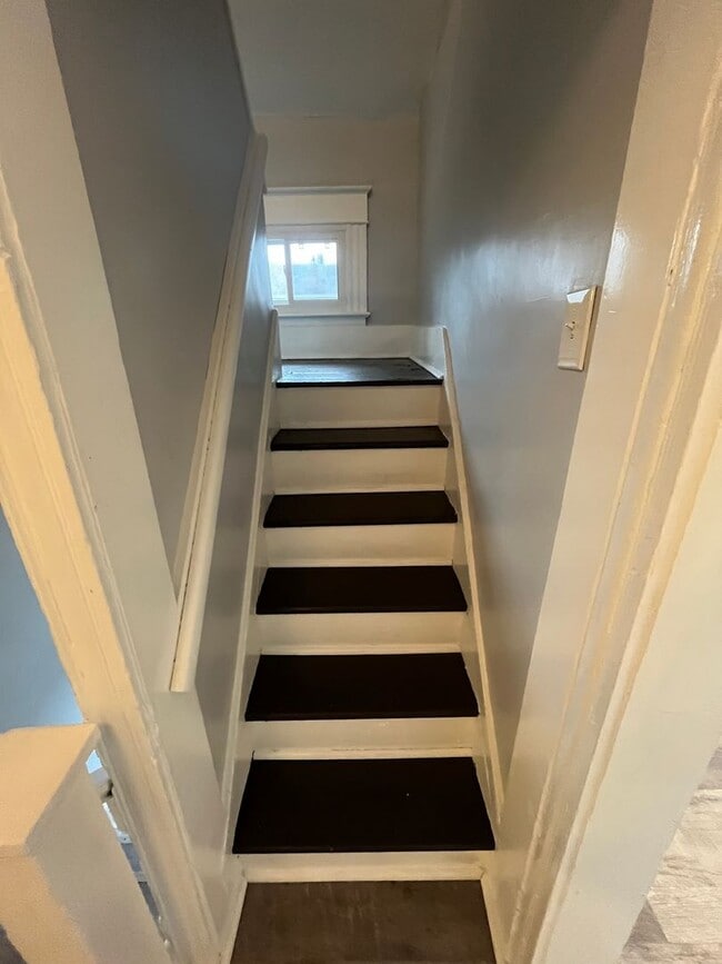 Building Photo - 26 High St