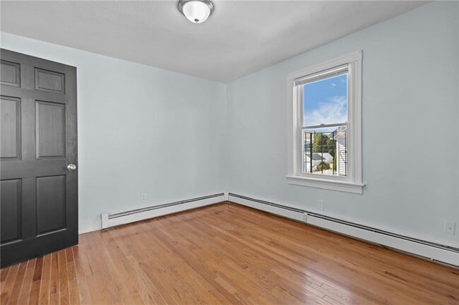 Building Photo - 60 Morris Ave