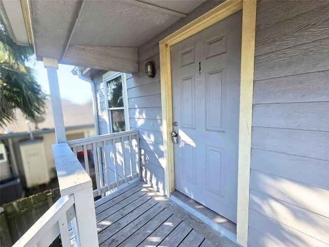 Building Photo - 5012 Avenue K Ave