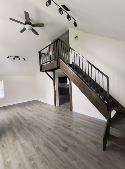 Building Photo - 2287 NY-31