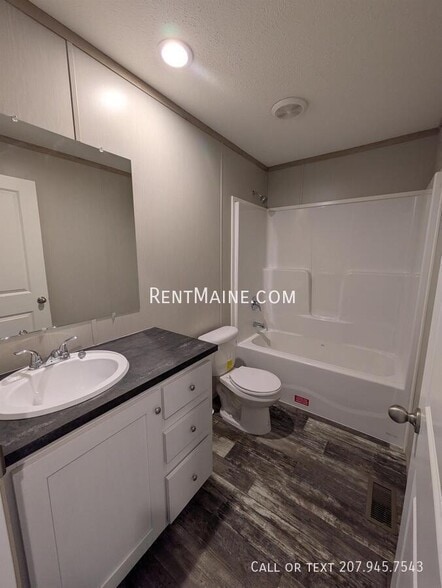 Building Photo - 438 Finson Rd