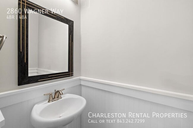 Building Photo - 2860 Wagner Wy