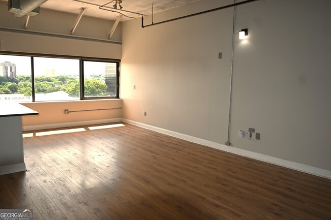 Building Photo - 120 Ralph McGill Blvd NE