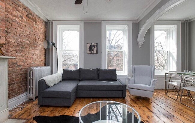 Building Photo - 154 Mercer St