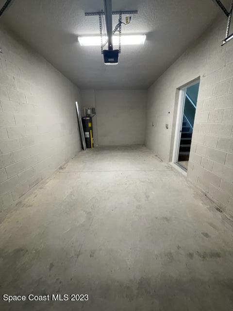 Building Photo - 3930 Playa Del Sol Dr