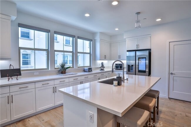 Building Photo - 224 Babson Ct