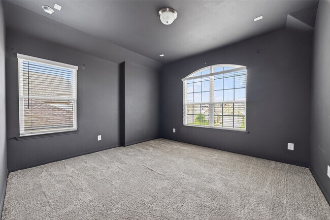 Building Photo - 3027 Sadie Ct