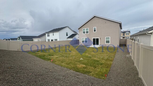 Building Photo - Beautiful Home In Nampa!