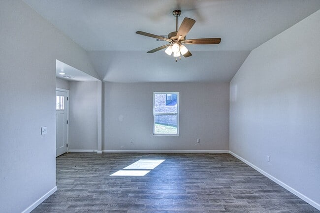 Building Photo - Brand New Construction!  Lawn care included!