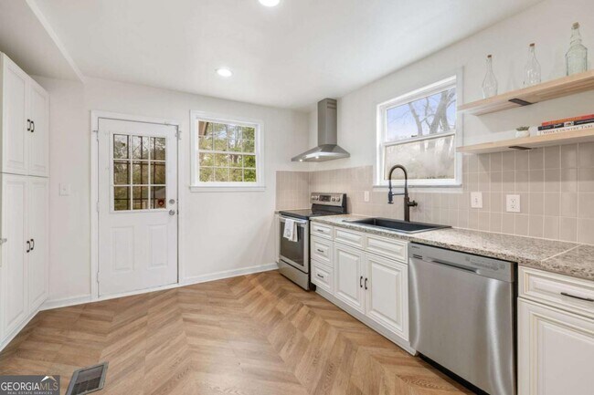 Building Photo - 1649 Beecher St SW