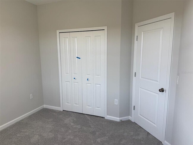 Building Photo - 619 Pothos St