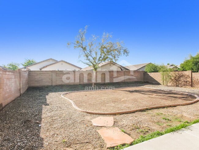 Building Photo - 3213 W Apollo Rd