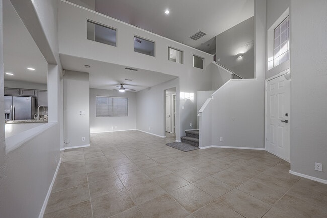 Building Photo - 4218 E Palo Brea Ln