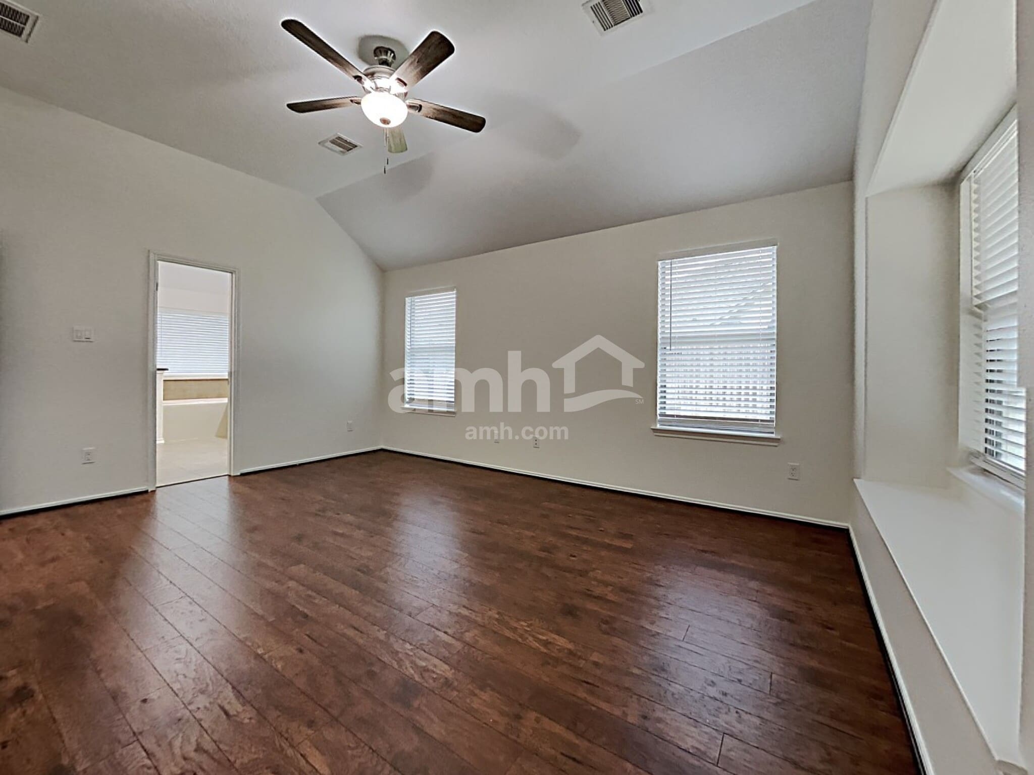 Building Photo - 10006 Blissfull Valley Ln