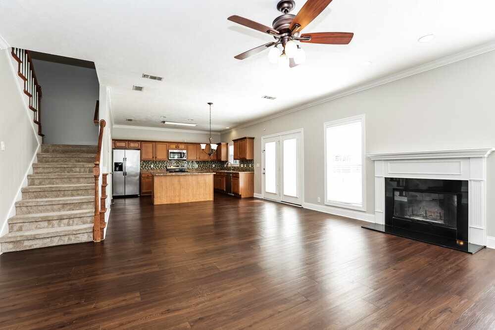 Building Photo - 2467 Oak Hill Dr
