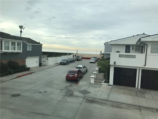 Building Photo - 111 19th St