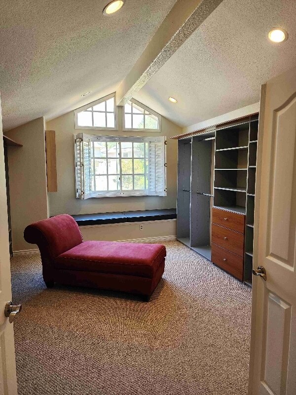 Building Photo - 2579 Roadrunner Dr