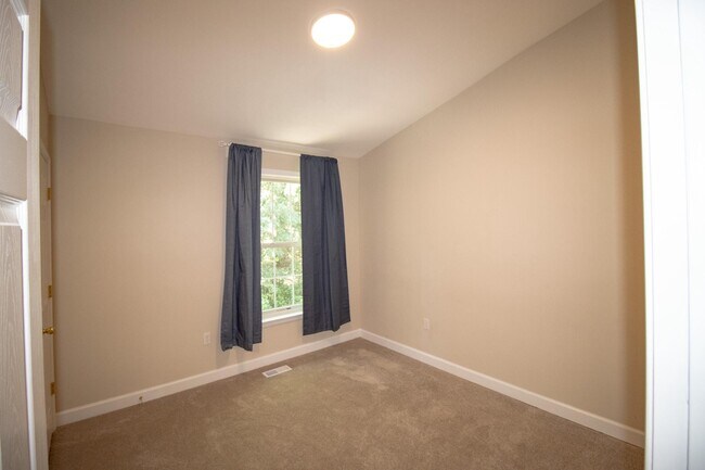 Building Photo - 7822 Rolling Vista Ct
