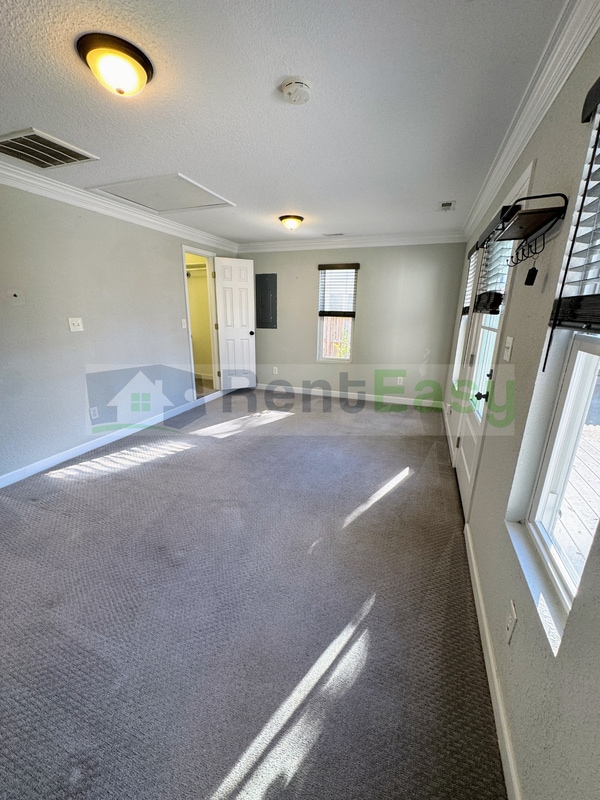 Building Photo - 115 Sir Oliver Rd