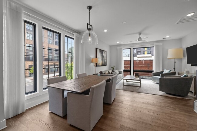 Building Photo - 1207 Minter Pl