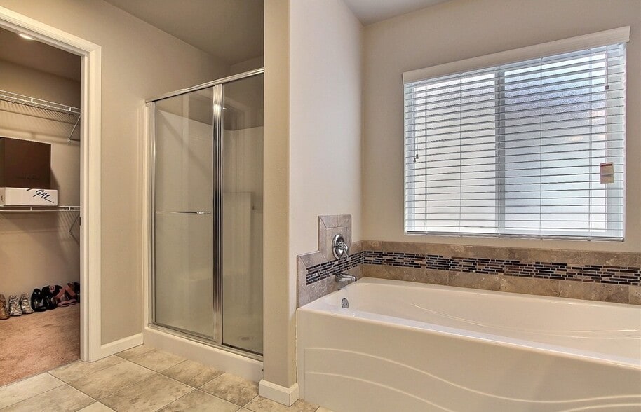 Master bath with walk in closet - 8840 Jayden Dr NE