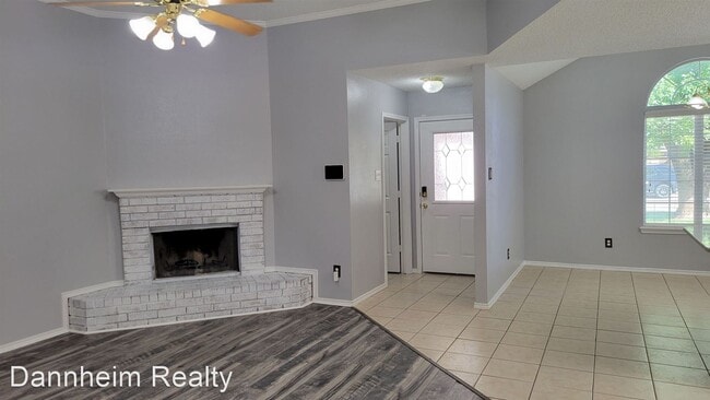 Building Photo - 3 br, 2 bath House - 10610 Boston Ave