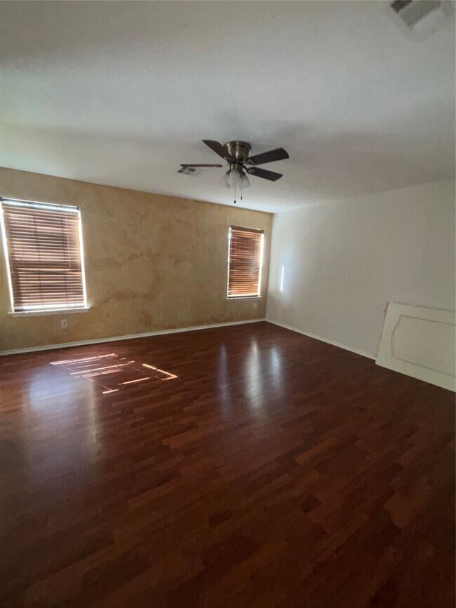 Building Photo - 5600 War Admiral Dr