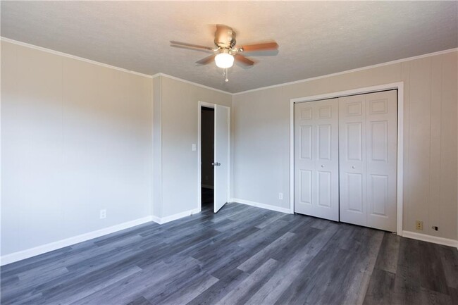 Building Photo - 1312 Cooper Rd