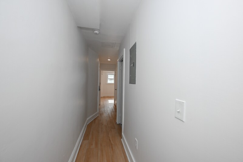 Building Photo - 1384 W 83rd St