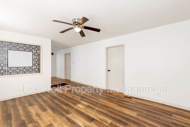 Building Photo - 1216 4th Pl N