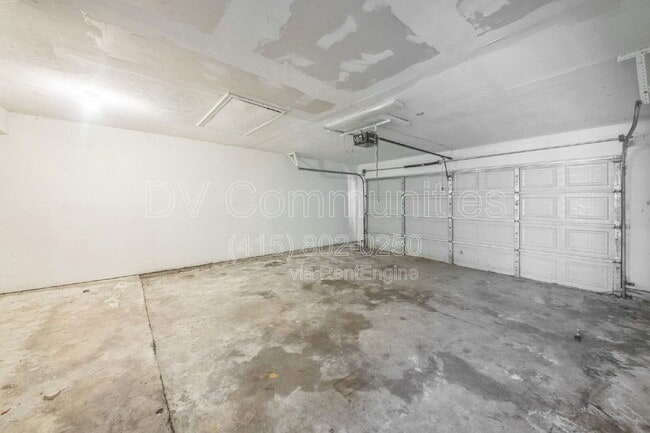 Building Photo - 9830 Cherokee St