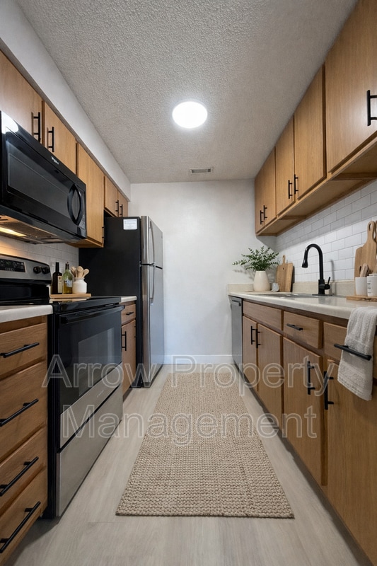 Building Photo - 2340 N 44th St