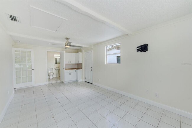 Building Photo - 178 175th Ave E