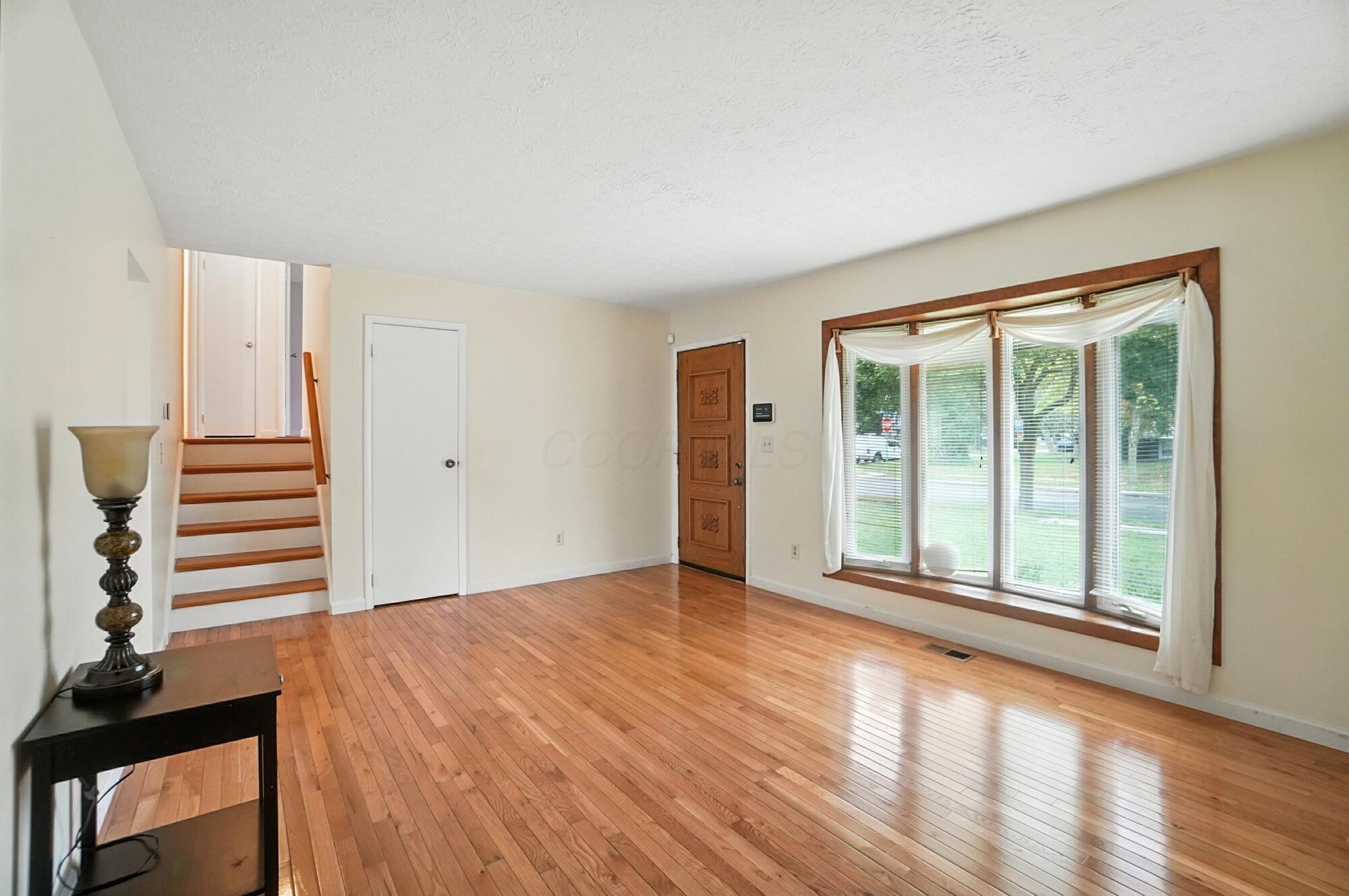 Building Photo - 5200 Williamsburg Cir