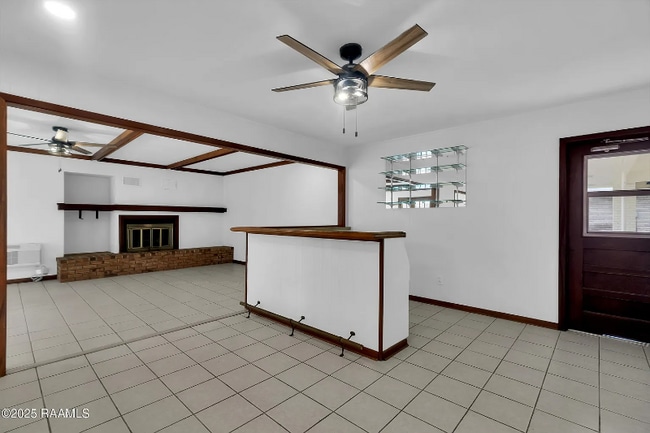Building Photo - 309 S Wakefield Dr