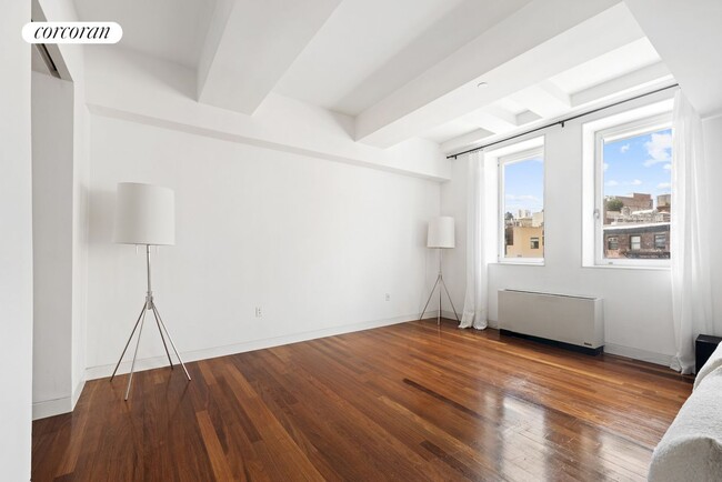 Building Photo - 225 Lafayette St