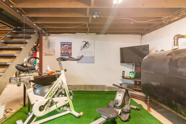 Building Photo - 22 Whitney Dr