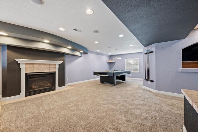Building Photo - 2258 S Gibralter Way