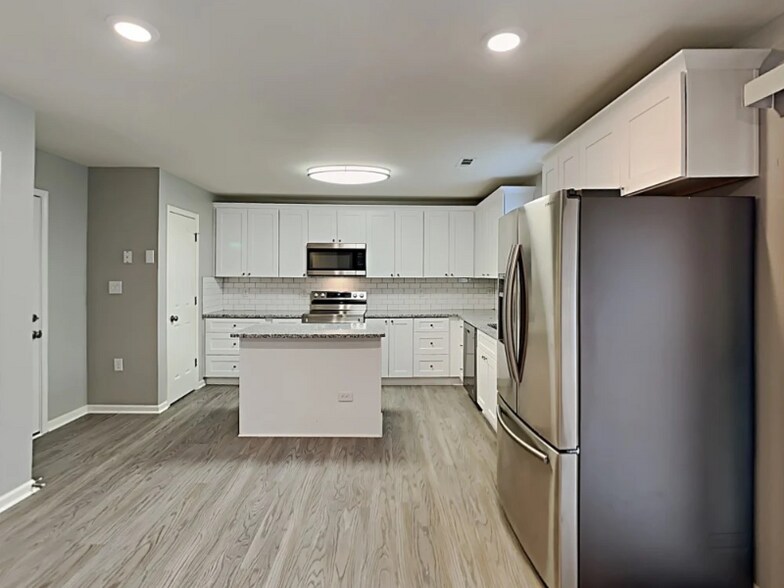 Building Photo - 345 Hunslet Cir