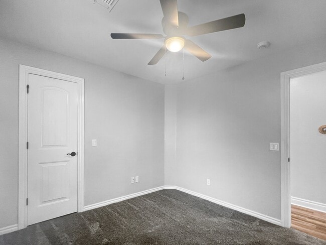 Building Photo - 903 SW 78th St