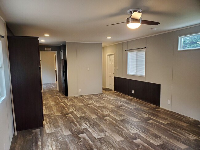 Building Photo - Brand new build 3 bedroom 2 bath modular h...