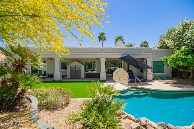 Building Photo - 10230 E Cochise Dr