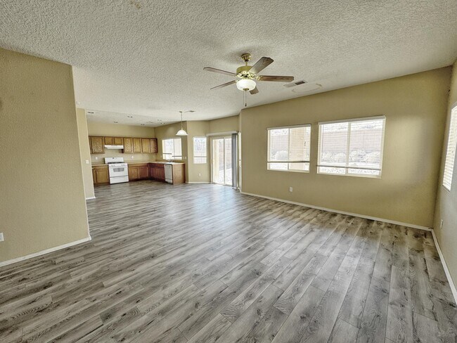 Building Photo - 1131 Pacaya Dr NW