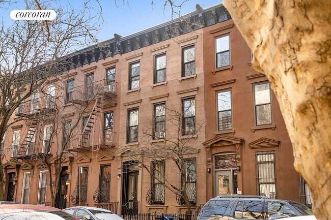 Building Photo - 386 Bergen St