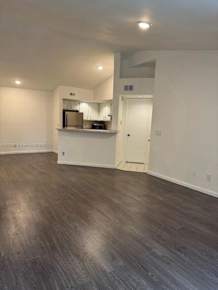 Building Photo - 12430 Vista Isles Dr