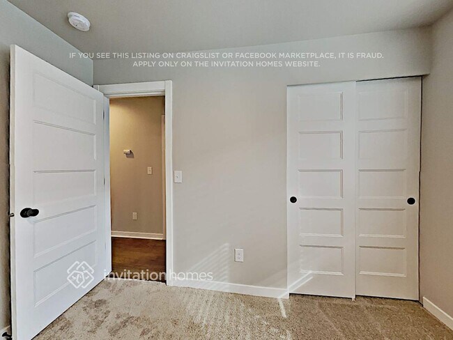 Building Photo - 11211 14th Pl SE