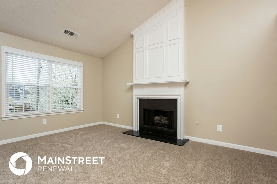 Building Photo - 751 Heyford View